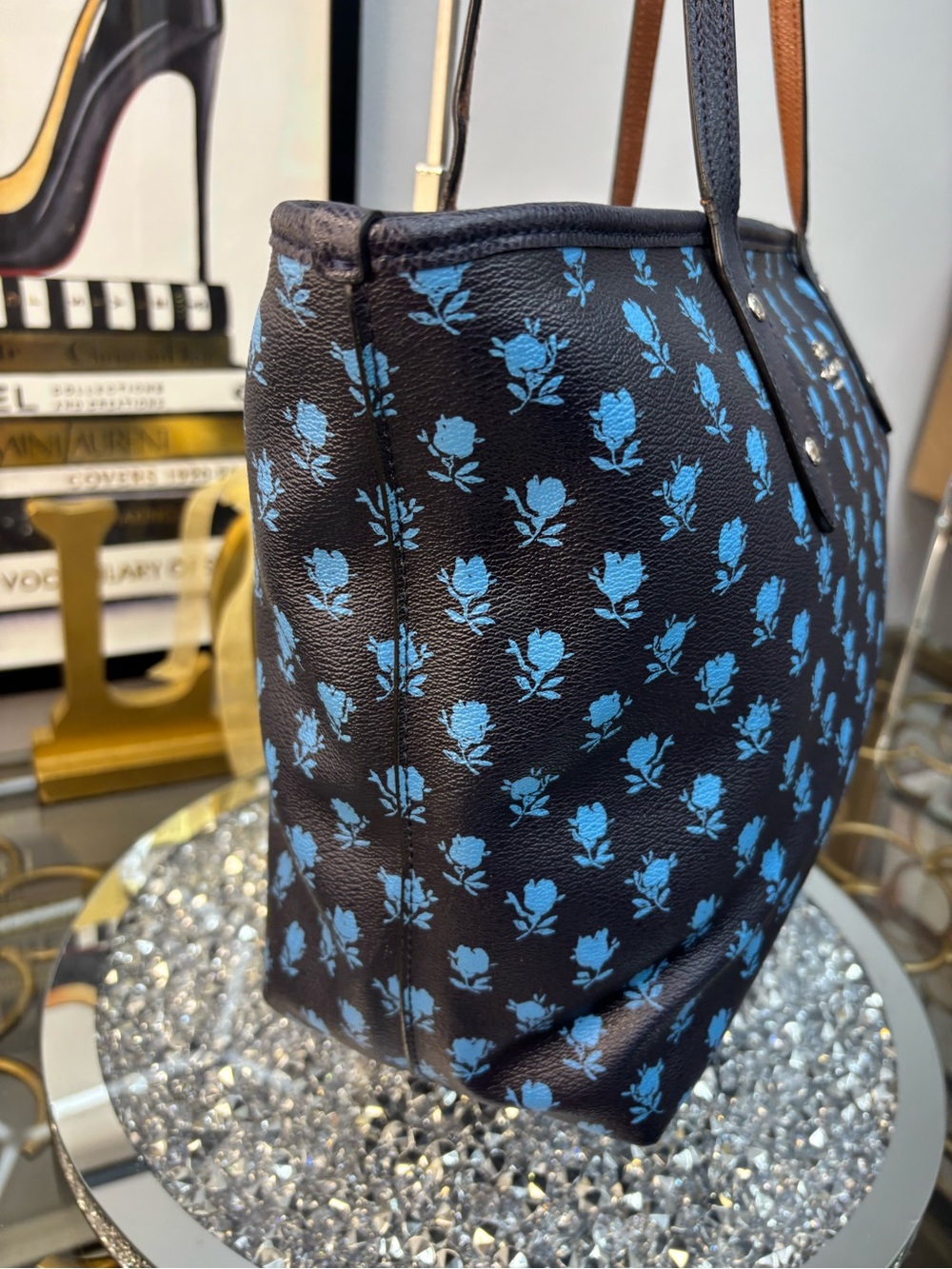 Coach 2016 City Zip Tote in the Badlands Floral print EUC - Picture 6 of 14